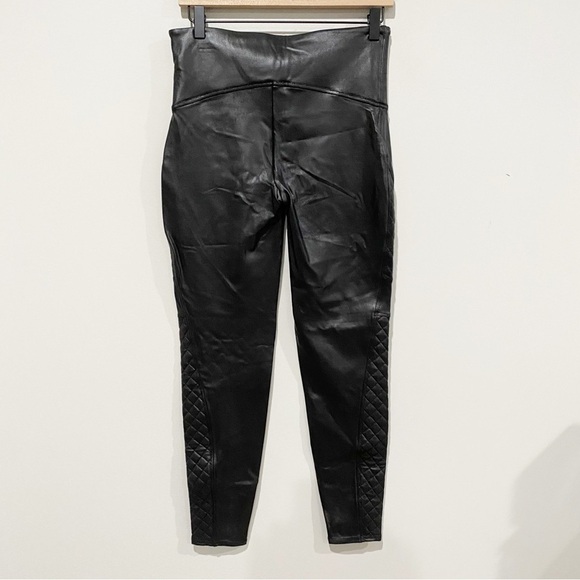 SPANX Quilted Faux Leather Leggings Very Black 20248R Size Large Revolve Concert - Picture 8 of 15